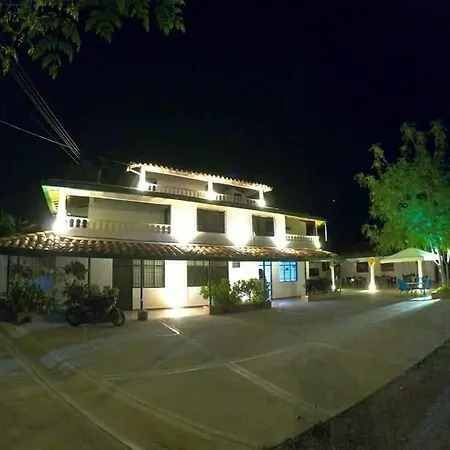 Hotel Villa Lucila-2